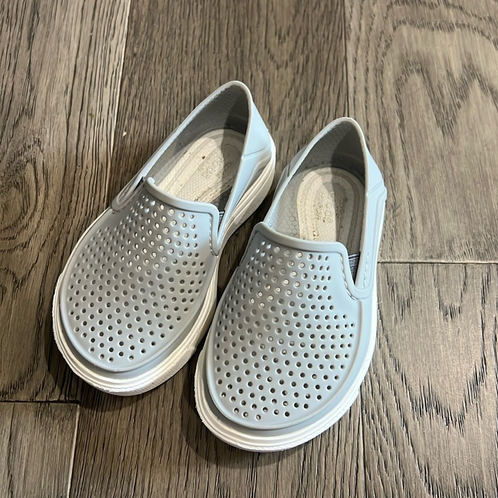 Croc Toddler Shoes size 5T